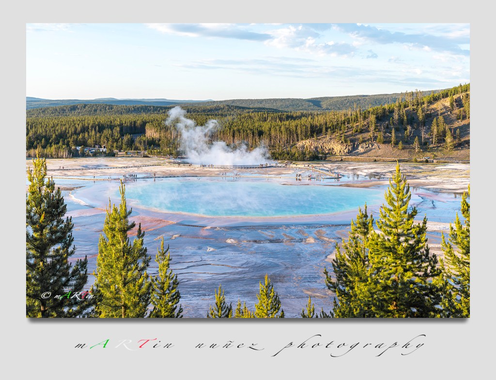 02865  Grand Prismatic Spring Yellow Stone National Park